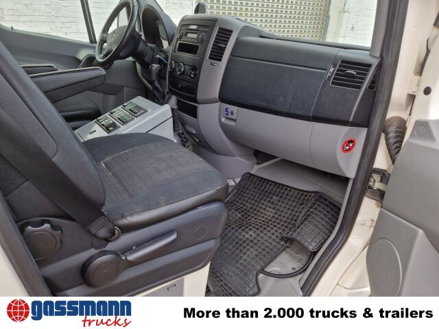 Mercedes-Benz Sprinter 516 CDI 4x2, Rettungswagen - Kassebil: bilde 4 Mercedes-Benz Sprinter 516 CDI 4x2, Rettungswagen - Kassebil: bilde 4