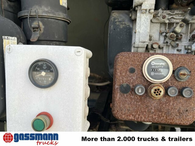 Renault Midliner S170 4x4, 6000l Wassertank - Tankbil: bilde 2 Renault Midliner S170 4x4, 6000l Wassertank - Tankbil: bilde 2