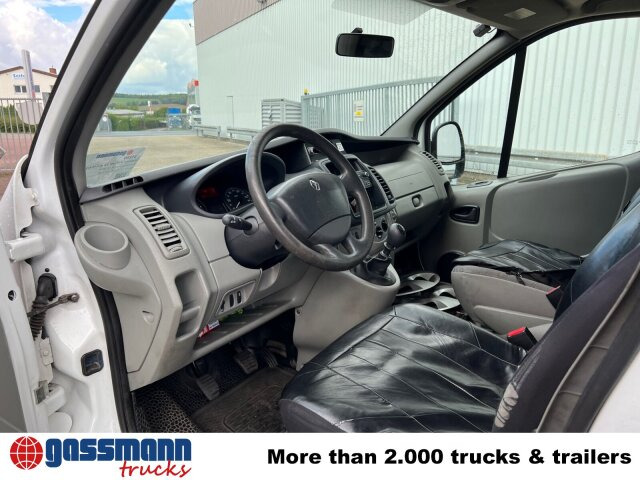 Renault Trafik 2.0 dCi115 4x2, Krankentransporter - Ambulanse: bilde 5 Renault Trafik 2.0 dCi115 4x2, Krankentransporter - Ambulanse: bilde 5