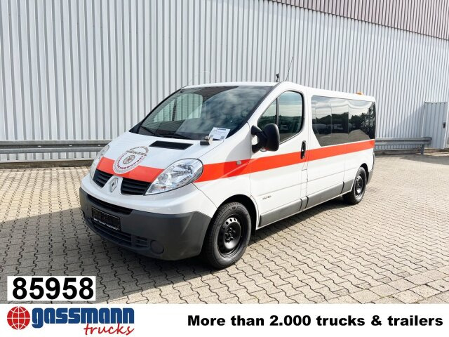 Renault Trafik 2.0 dCi115 4x2, Krankentransporter - Ambulanse: bilde 1 Renault Trafik 2.0 dCi115 4x2, Krankentransporter - Ambulanse: bilde 1