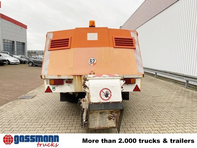Snow Sweeper P17B, V8-Motor, Kehrblasgerät, 4x - Feiebil: bilde 3 Snow Sweeper P17B, V8-Motor, Kehrblasgerät, 4x - Feiebil: bilde 3