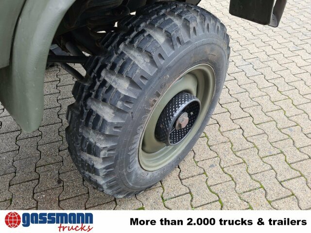 Unimog 404 4x4 S Cabrio, Benziner - Utility-/ Spesiell maskin: bilde 2 Unimog 404 4x4 S Cabrio, Benziner - Utility-/ Spesiell maskin: bilde 2