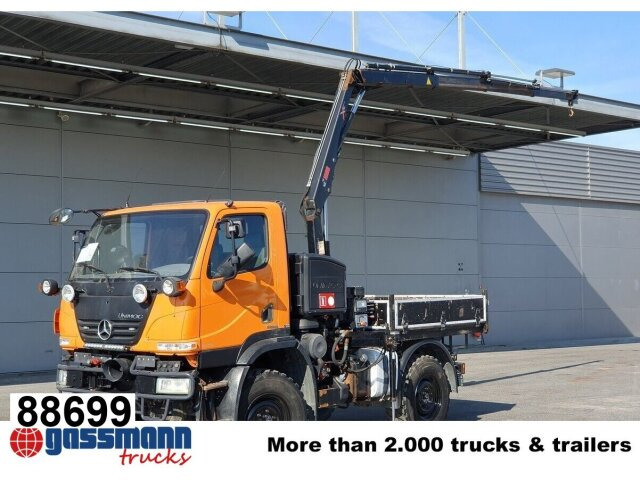 Unimog U 20 4x4, Zapfwelle, Kran Hiab 022D-3 HiDuo, - Varebil: bilde 1 Unimog U 20 4x4, Zapfwelle, Kran Hiab 022D-3 HiDuo, - Varebil: bilde 1