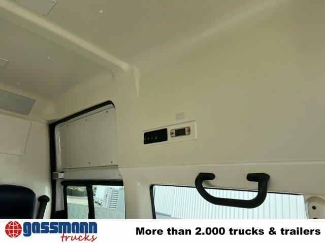 Volkswagen T5 2.0 TDI 4x2, Krankenwagen - Ambulanse: bilde 2 Volkswagen T5 2.0 TDI 4x2, Krankenwagen - Ambulanse: bilde 2