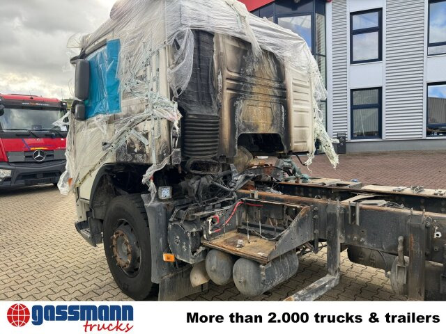 Volvo FM 380 6x4 R mit Brandschaden - Tippbil: bilde 2 Volvo FM 380 6x4 R mit Brandschaden - Tippbil: bilde 2