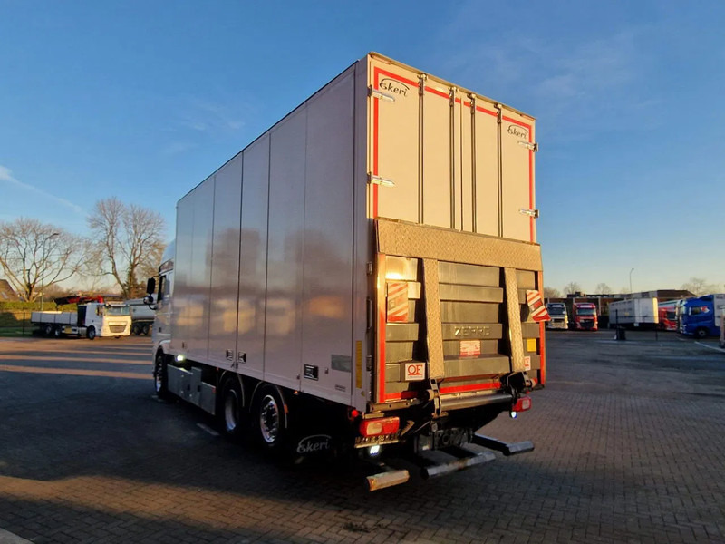 DAF XF 530 SuperSpaceCab 6x2*4 - Ekeri closed box - Loadlift -Steering axle - Full air - Skapbil: bilde 5 DAF XF 530 SuperSpaceCab 6x2*4 - Ekeri closed box - Loadlift -Steering axle - Full air - Skapbil: bilde 5