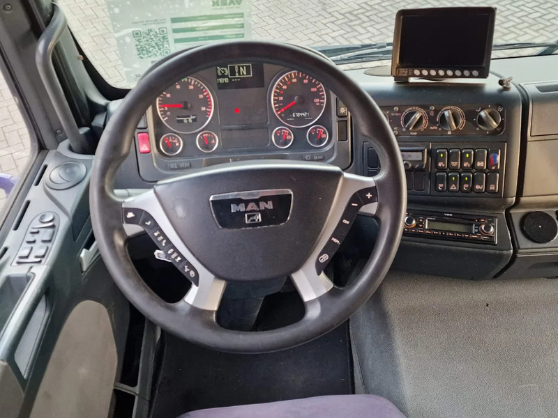 Leie MAN TGA 18.360 4x2 - Horse truck + full camper - 4 seats - Loadramp - Automatic gearbox MAN TGA 18.360 4x2 - Horse truck + full camper - 4 seats - Loadramp - Automatic gearbox: bilde 13 Leie MAN TGA 18.360 4x2 - Horse truck + full camper - 4 seats - Loadramp - Automatic gearbox MAN TGA 18.360 4x2 - Horse truck + full camper - 4 seats - Loadramp - Automatic gearbox: bilde 13