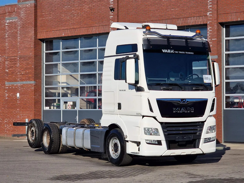 MAN TGX 26.500 6x2 XXL - Chassis - Full air - Night clima - AS Tronic - - Chassis lastebil: bilde 1 MAN TGX 26.500 6x2 XXL - Chassis - Full air - Night clima - AS Tronic - - Chassis lastebil: bilde 1