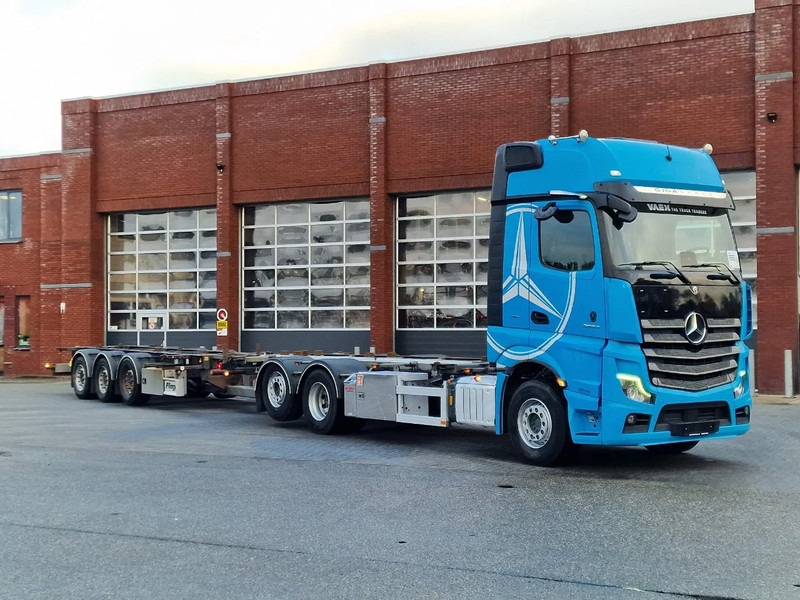 Mercedes-Benz Actros 2553 6x2 - BDF - Retarder - 4.90 WB - Full air + Fliegl trailer 2017 - Container-transport/ Vekselflak lastebil: bilde 1 Mercedes-Benz Actros 2553 6x2 - BDF - Retarder - 4.90 WB - Full air + Fliegl trailer 2017 - Container-transport/ Vekselflak lastebil: bilde 1