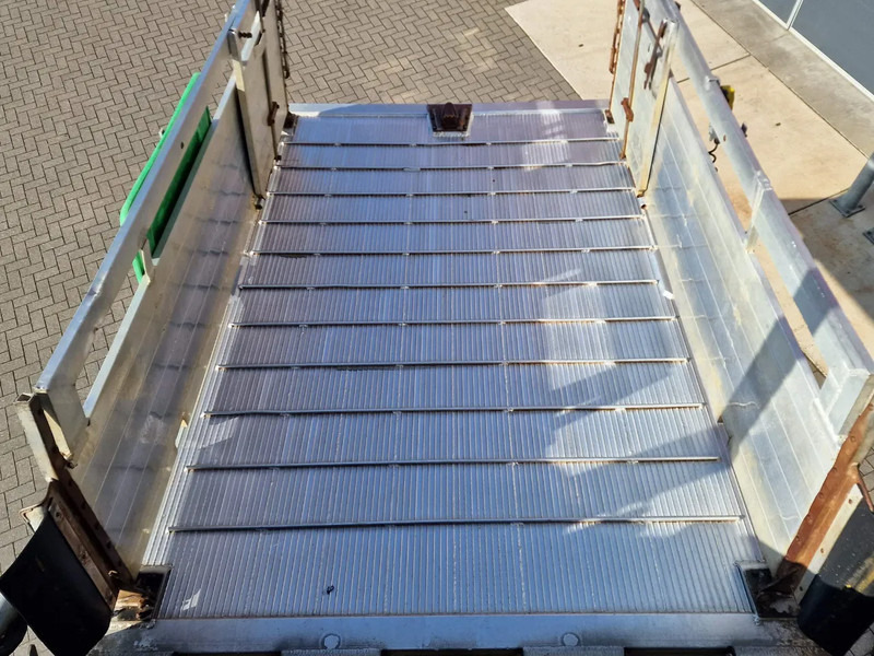 Dyretransport semitrailer Pezzaioli 5 deck livestock trailer - Water & Ventilation - Loadlift - Folding floors - BPW Axle - 155M3: bilde 14 Dyretransport semitrailer Pezzaioli 5 deck livestock trailer - Water & Ventilation - Loadlift - Folding floors - BPW Axle - 155M3: bilde 14