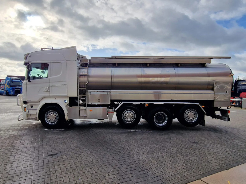Scania R520 V8 8x2*4 - Tank - 19.000L - 4 compartments - Pump and counter - Retarder - Tankbil: bilde 4 Scania R520 V8 8x2*4 - Tank - 19.000L - 4 compartments - Pump and counter - Retarder - Tankbil: bilde 4