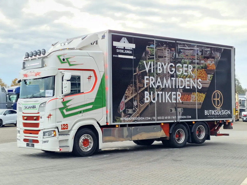 Scania R580 V8 NGS Highline 6x2 - Box with sidedoors - Loadlift - Retarder - Full air - 475 wb - Skapbil: bilde 3 Scania R580 V8 NGS Highline 6x2 - Box with sidedoors - Loadlift - Retarder - Full air - 475 wb - Skapbil: bilde 3