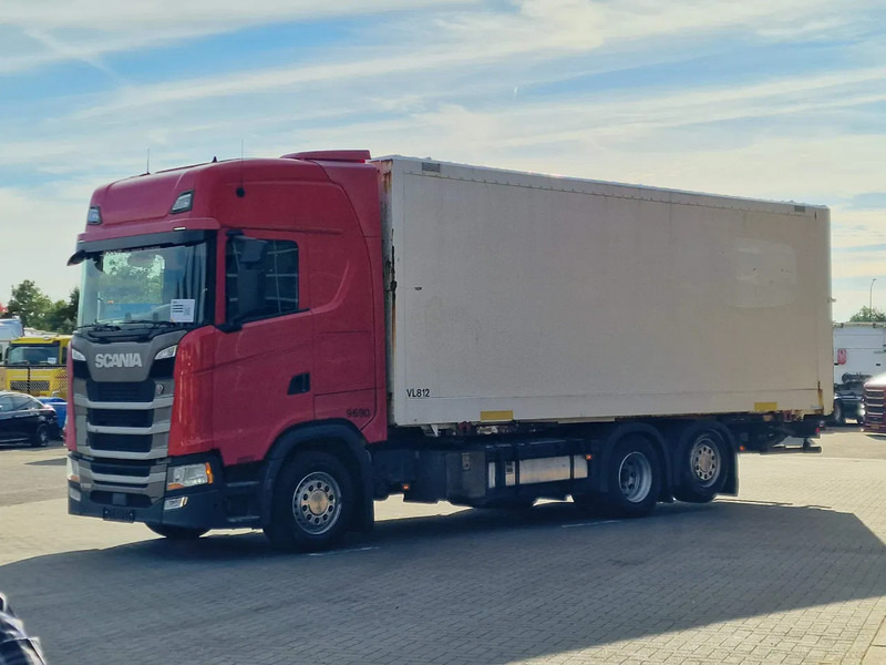 Scania S500 NGS Highline 6x2 - BDF - Full air - Loadlift - Box - Navi - Retarder - Container-transport/ Vekselflak lastebil: bilde 3 Scania S500 NGS Highline 6x2 - BDF - Full air - Loadlift - Box - Navi - Retarder - Container-transport/ Vekselflak lastebil: bilde 3