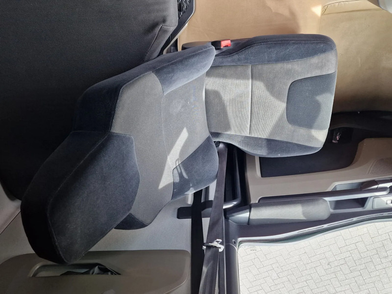 Trekkvogn MAN TGX 18.510 4x2 - Retarder - Night clima - 2x tank - Navi - Full spoiler: bilde 16
