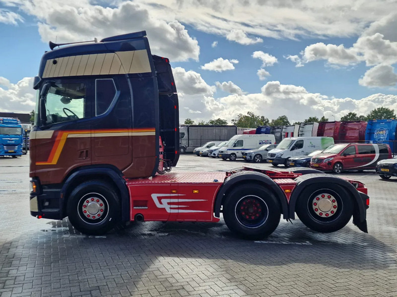 Scania R500 NGS Highline 6x2 - PTO/Hydraulic - Custom interior - Full air - 2.95 WB - Trekkvogn: bilde 4 Scania R500 NGS Highline 6x2 - PTO/Hydraulic - Custom interior - Full air - 2.95 WB - Trekkvogn: bilde 4
