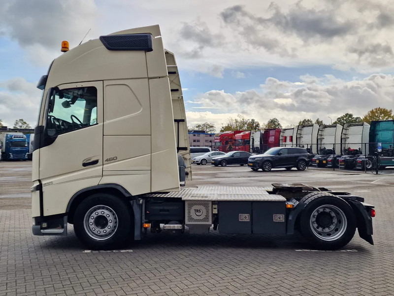Volvo FH 13.460 Globetrotter XL - PTO/Hydraulic - I parkcool - Full air - TV - Fridge - Trekkvogn: bilde 4 Volvo FH 13.460 Globetrotter XL - PTO/Hydraulic - I parkcool - Full air - TV - Fridge - Trekkvogn: bilde 4