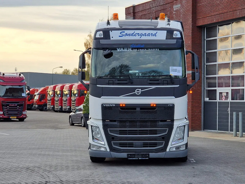Volvo FH 13.500 Globetrotter 6x2 - PTO/Hydraulic - 3.00 WB - Full air - - Trekkvogn: bilde 2 Volvo FH 13.500 Globetrotter 6x2 - PTO/Hydraulic - 3.00 WB - Full air - - Trekkvogn: bilde 2