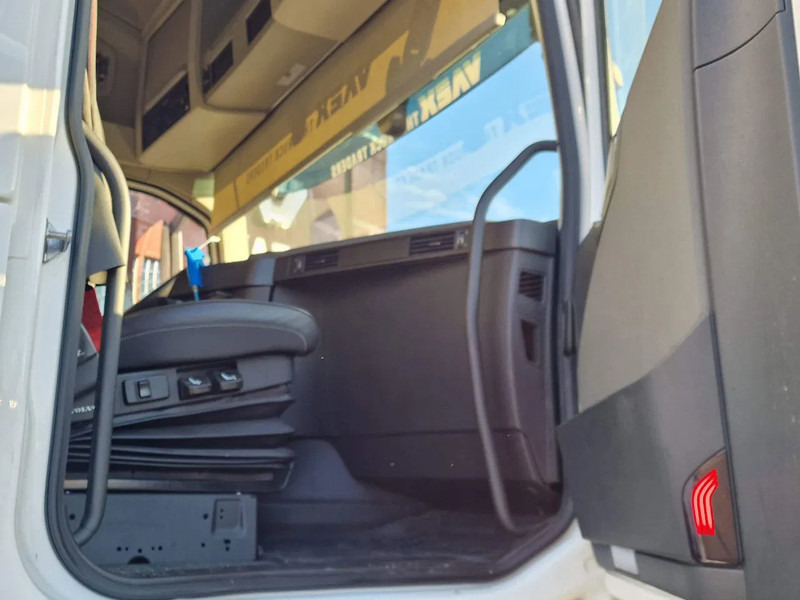 Trekkvogn Volvo FH 13.500 Globetrotter XL 6x2 - Full air - 3.20 WB - MA VIN - Low KM - Leather: bilde 20