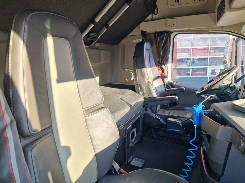 Trekkvogn Volvo FH 13.500 Globetrotter XL 6x2 - Full air - 3.20 WB - MA VIN - Low KM - Leather: bilde 19