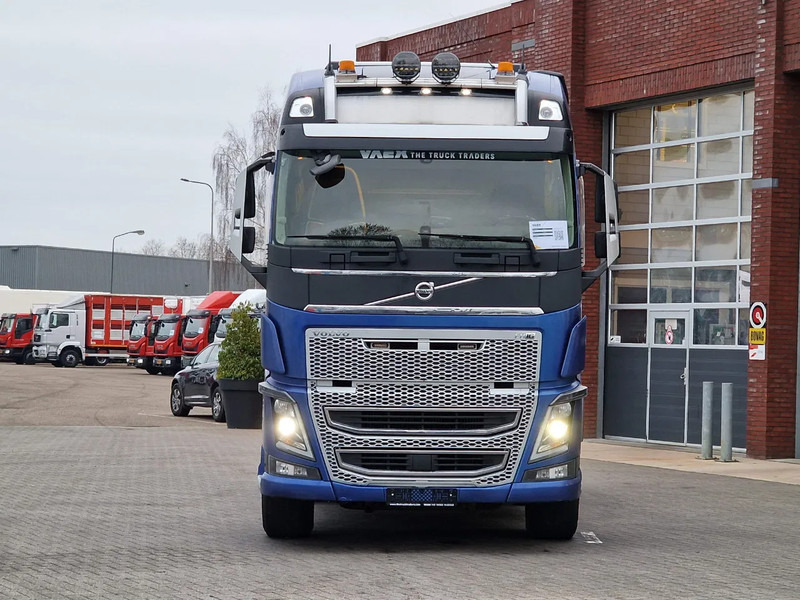 Volvo FH 16.750 Globetrotter 6x4 - Lift axle - HUB reduction - PTO/Hydraulic - 3.40 WB - Trekkvogn: bilde 2 Volvo FH 16.750 Globetrotter 6x4 - Lift axle - HUB reduction - PTO/Hydraulic - 3.40 WB - Trekkvogn: bilde 2