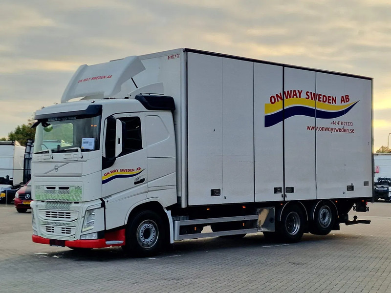 Volvo FH 13.460 lowroof 6x2 - Box with Sidedoors - 480 WB - Full air - Skapbil: bilde 3 Volvo FH 13.460 lowroof 6x2 - Box with Sidedoors - 480 WB - Full air - Skapbil: bilde 3