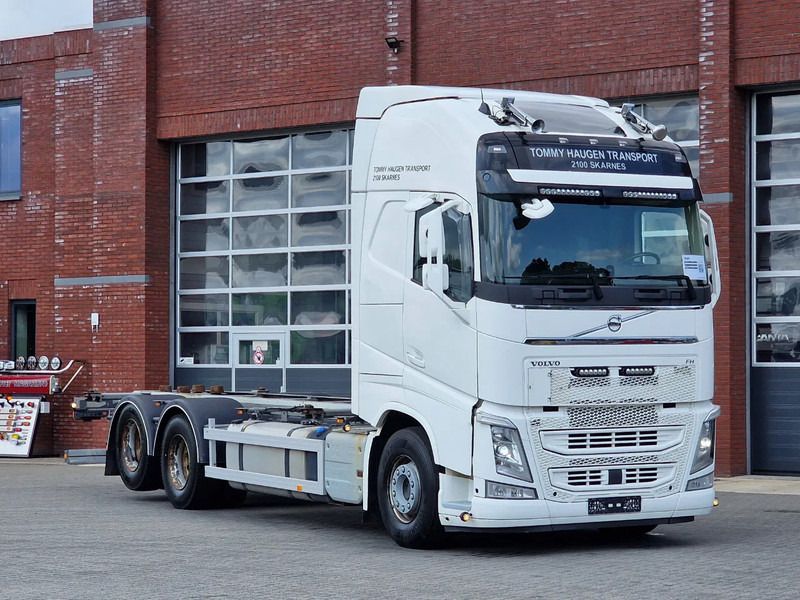 Volvo FH 13.500 Globetrotter XL 6x2 - BDF - Retarder - I parkcool - Full air - 4.90 WB - Container-transport/ Vekselflak lastebil: bilde 1 Volvo FH 13.500 Globetrotter XL 6x2 - BDF - Retarder - I parkcool - Full air - 4.90 WB - Container-transport/ Vekselflak lastebil: bilde 1