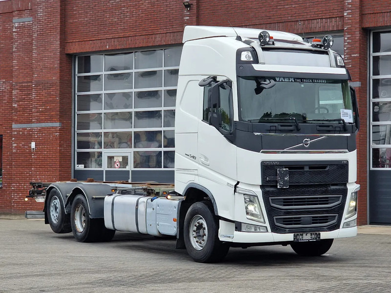 Volvo FH 13.540 Globetrotter 6x2 - BDF - Retarder - 4.90 WB - Full air - Leather - Container-transport/ Vekselflak lastebil: bilde 1 Volvo FH 13.540 Globetrotter 6x2 - BDF - Retarder - 4.90 WB - Full air - Leather - Container-transport/ Vekselflak lastebil: bilde 1