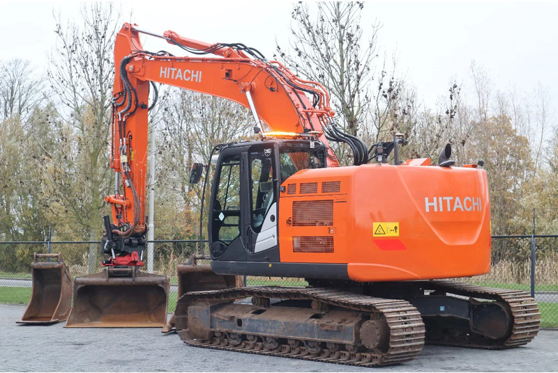 Hitachi ZX225 USRLC-6 | ROTOTILT | 3X BUCKET | TOPCON 3D MC GPS - Beltegraver: bilde 3 Hitachi ZX225 USRLC-6 | ROTOTILT | 3X BUCKET | TOPCON 3D MC GPS - Beltegraver: bilde 3