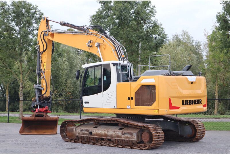 Liebherr R924 WLC | ROTOTILT R8 | BUCKET | - Beltegraver: bilde 3 Liebherr R924 WLC | ROTOTILT R8 | BUCKET | - Beltegraver: bilde 3