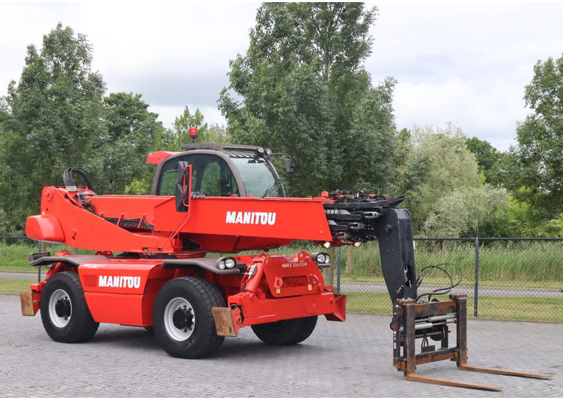 Manitou MRT 2540+ PRIVILEGE | HYDR. FORKS | REMOTE CTRL | PT1500 WINCH - Laster: bilde 5 Manitou MRT 2540+ PRIVILEGE | HYDR. FORKS | REMOTE CTRL | PT1500 WINCH - Laster: bilde 5