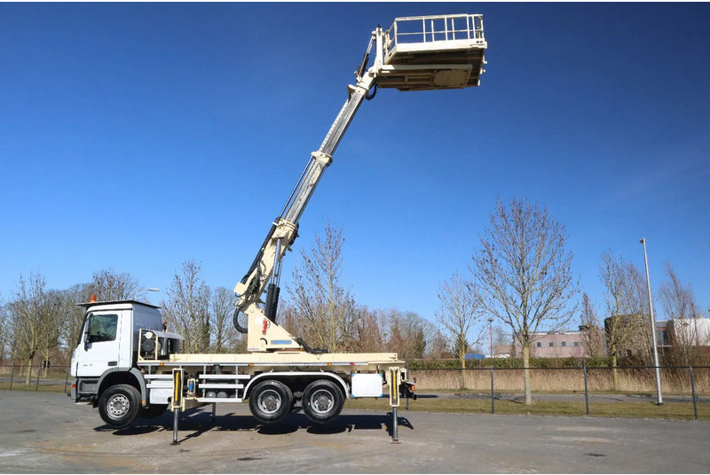 Mercedes-Benz Actros 2636 6X4 | TUNNEL PLATFORM | REMOTE DRIVING - Kranbil: bilde 3 Mercedes-Benz Actros 2636 6X4 | TUNNEL PLATFORM | REMOTE DRIVING - Kranbil: bilde 3