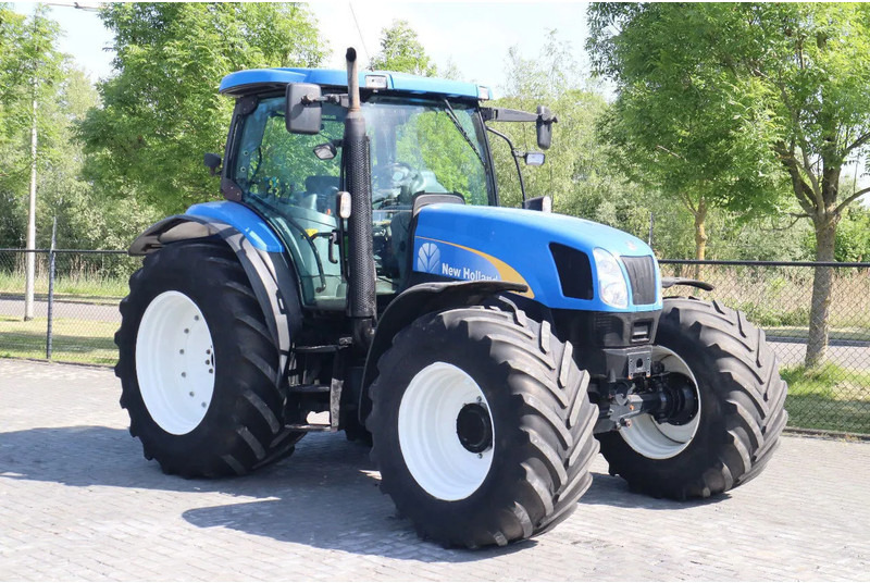 New Holland TS135A | 40 KM/H | 4X4 | SUPERSTEER - Traktor: bilde 5 New Holland TS135A | 40 KM/H | 4X4 | SUPERSTEER - Traktor: bilde 5