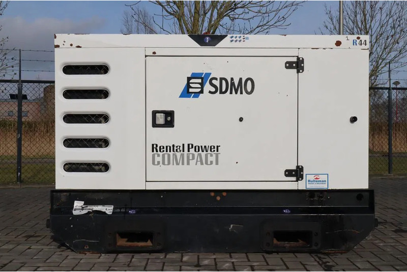 Elektrisk generator SDMO R44C3 | 44 KVA | GOOD WORKING: bilde 1