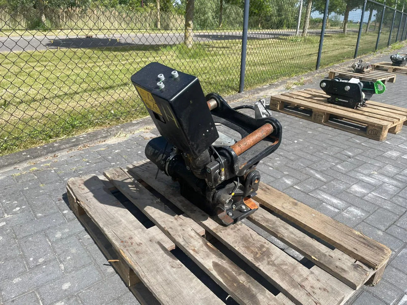 STEELWRIST STEELWRIST X06 S40 | TILT ROTATOR | VLS | FPL | RF | NEW / UNUSED - Tiltrotator for Bygg og anlegg: bilde 3 STEELWRIST STEELWRIST X06 S40 | TILT ROTATOR | VLS | FPL | RF | NEW / UNUSED - Tiltrotator for Bygg og anlegg: bilde 3