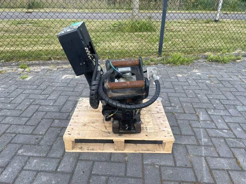 STEELWRIST X06 S40 | TILT ROTATOR | VLS | FPL | RF | NEW / UNUSED - Tiltrotator for Bygg og anlegg: bilde 2 STEELWRIST X06 S40 | TILT ROTATOR | VLS | FPL | RF | NEW / UNUSED - Tiltrotator for Bygg og anlegg: bilde 2
