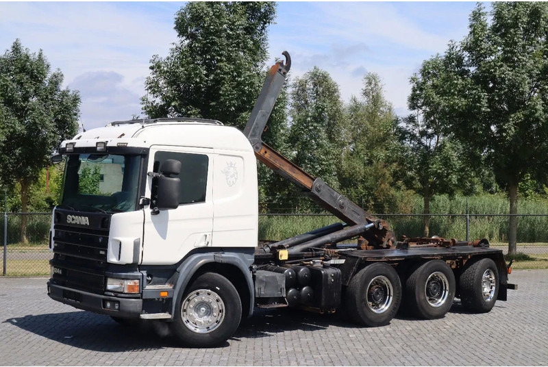 Scania P124-420 | 8X4 | HOOKLIFT | MANUAL | BIG AXLES | EURO 3 - Krokbil: bilde 1 Scania P124-420 | 8X4 | HOOKLIFT | MANUAL | BIG AXLES | EURO 3 - Krokbil: bilde 1