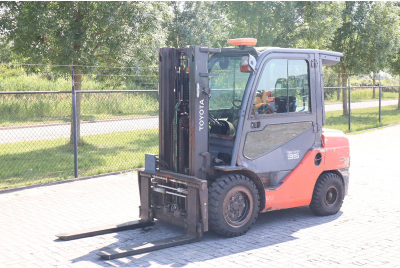 Toyota 02-8FDJF35 | 3.5 TON | SIDESHIFT | DUPLEX - Dieseltruck: bilde 2 Toyota 02-8FDJF35 | 3.5 TON | SIDESHIFT | DUPLEX - Dieseltruck: bilde 2