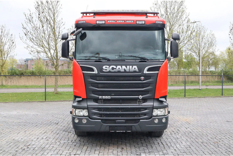 Scania R580 V8 | 6X4 | RETARDER | BIG AXLES | 3.5" FIFTH WHEEL | EURO 6 - Trekkvogn: bilde 2 Scania R580 V8 | 6X4 | RETARDER | BIG AXLES | 3.5" FIFTH WHEEL | EURO 6 - Trekkvogn: bilde 2