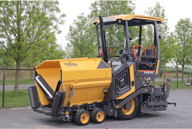 Volvo P2870 D ABG | ASPHALT PAVER | NEW / UNUSED | BOMAG BF300 - Asfaltteknikk: bilde 2 Volvo P2870 D ABG | ASPHALT PAVER | NEW / UNUSED | BOMAG BF300 - Asfaltteknikk: bilde 2