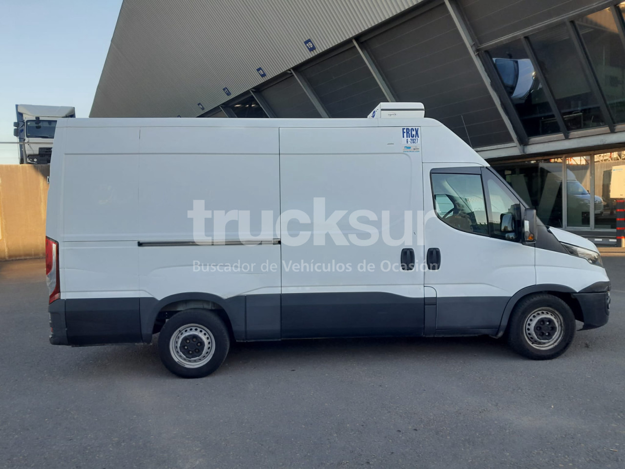IVECO 35S12 12M3 FRC-X - Varebil med skap: bilde 5 IVECO 35S12 12M3 FRC-X - Varebil med skap: bilde 5
