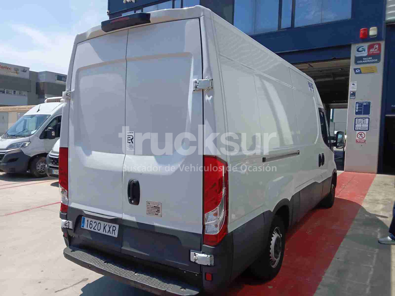 IVECO 35S14 FRC-X - Varebil med skap: bilde 3 IVECO 35S14 FRC-X - Varebil med skap: bilde 3