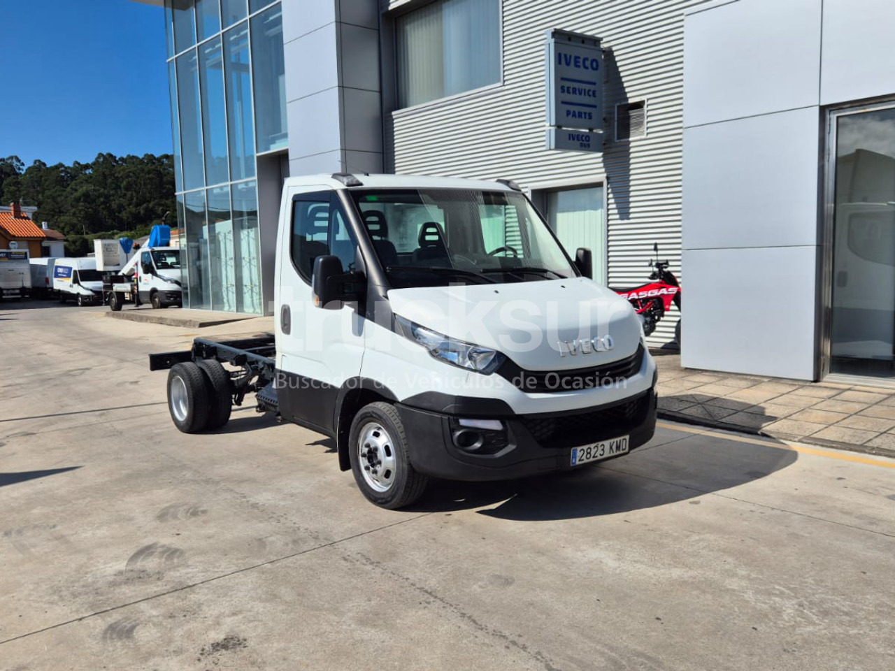 IVECO DAILY 35C15 - Chassis lastebil: bilde 2 IVECO DAILY 35C15 - Chassis lastebil: bilde 2