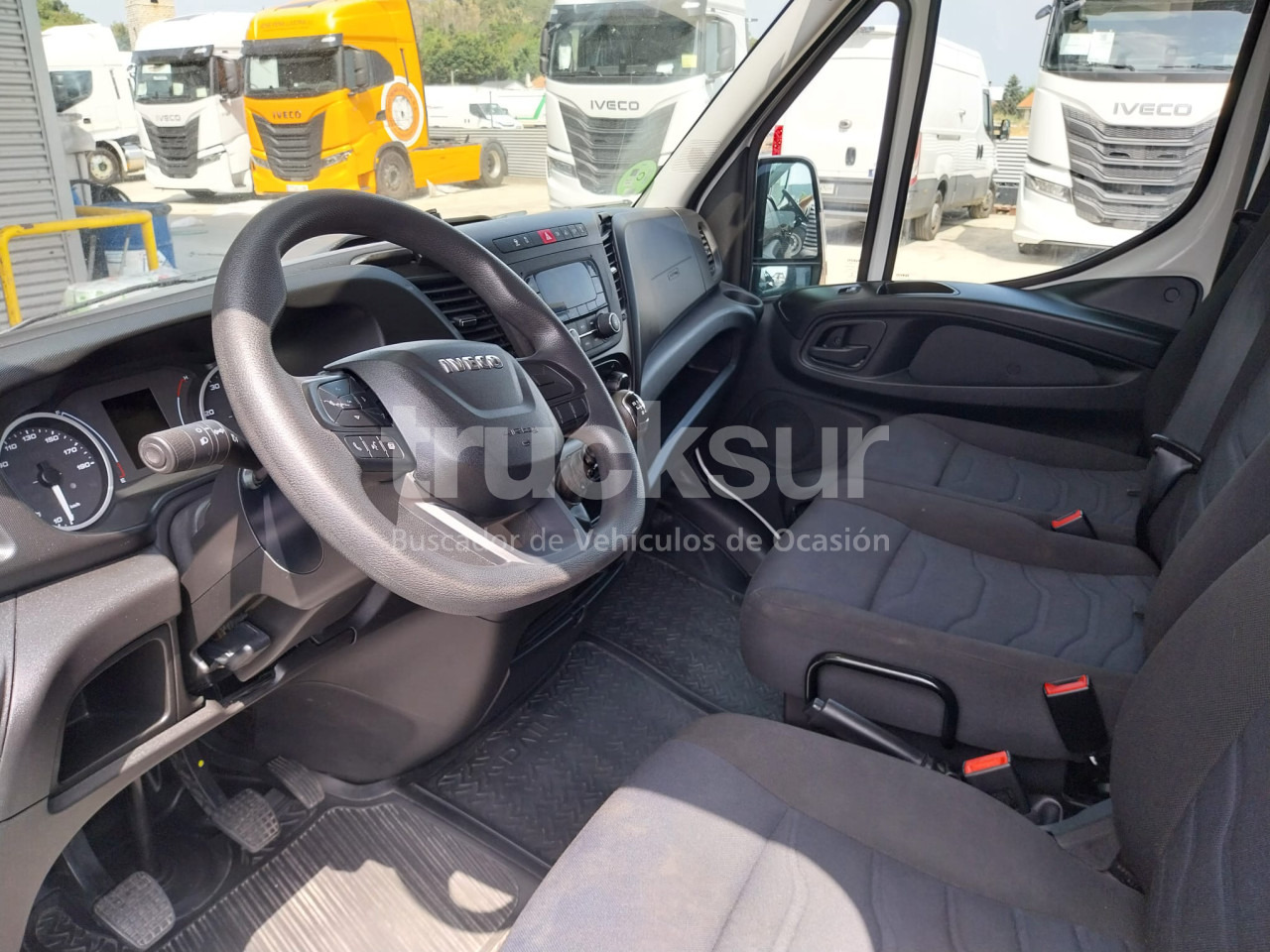 Varebil med skap IVECO DAILY 35S16 16M3: bilde 12 Varebil med skap IVECO DAILY 35S16 16M3: bilde 12
