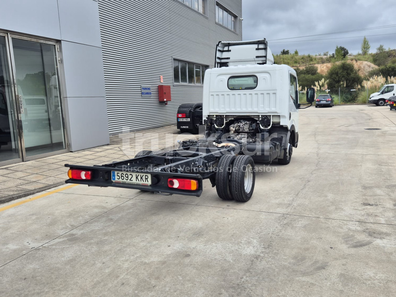 NISSAN NT 400 - Chassis lastebil: bilde 4 NISSAN NT 400 - Chassis lastebil: bilde 4