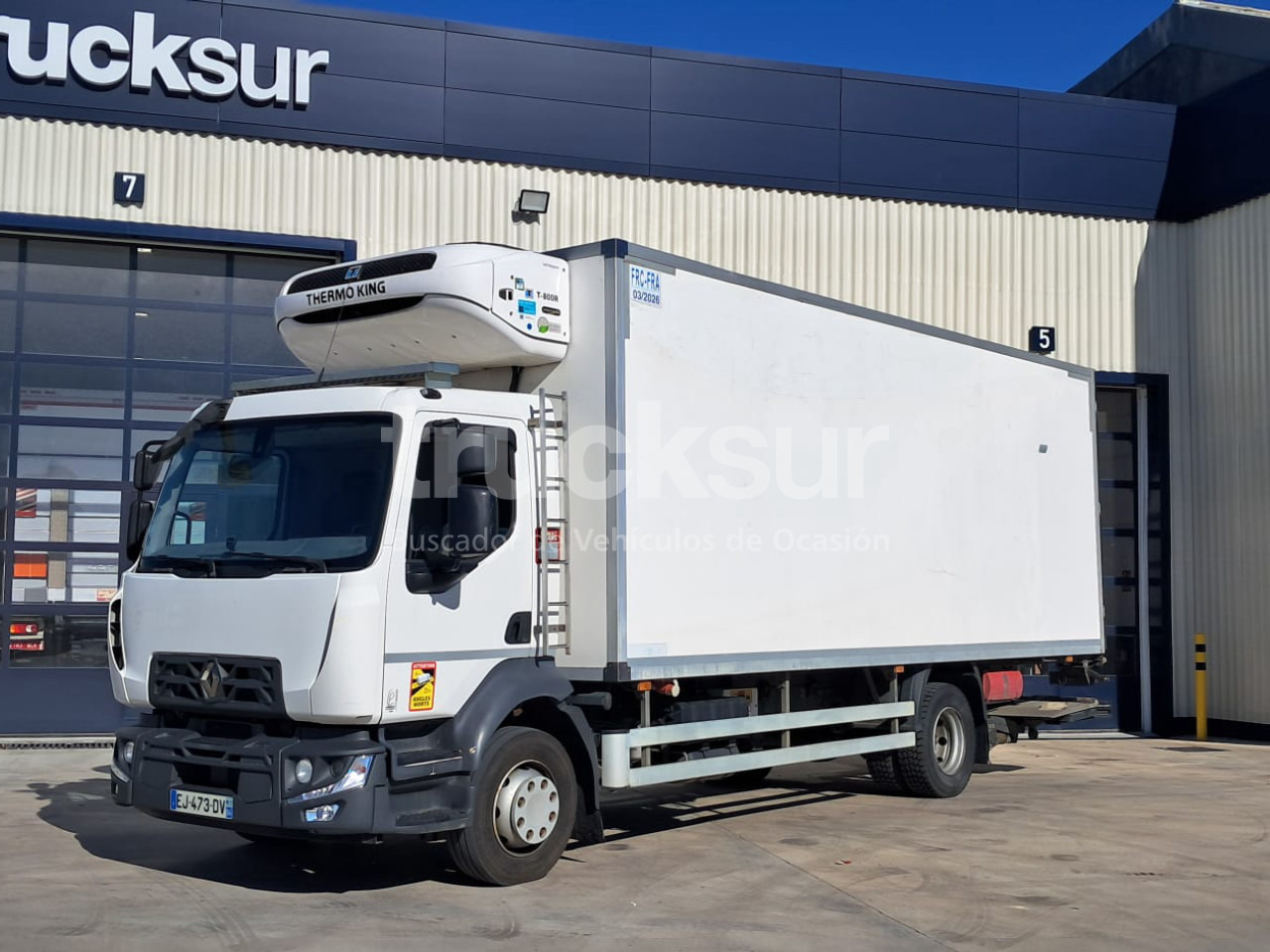 RENAULT D13.240 - Lastebil med kjøl: bilde 2 RENAULT D13.240 - Lastebil med kjøl: bilde 2