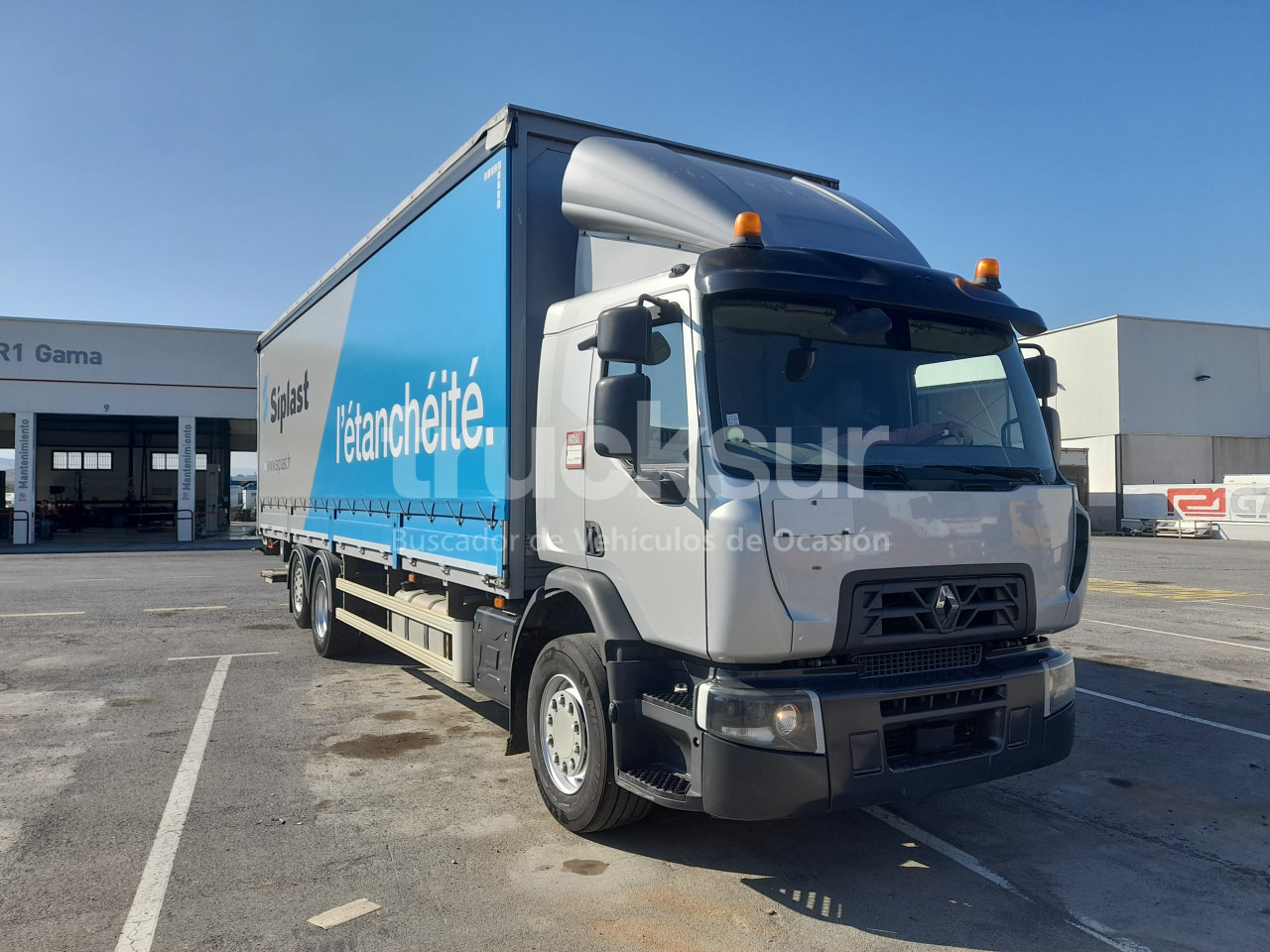 RENAULT D320.26 ejes 6x2*4 - Kapellbil: bilde 1 RENAULT D320.26 ejes 6x2*4 - Kapellbil: bilde 1