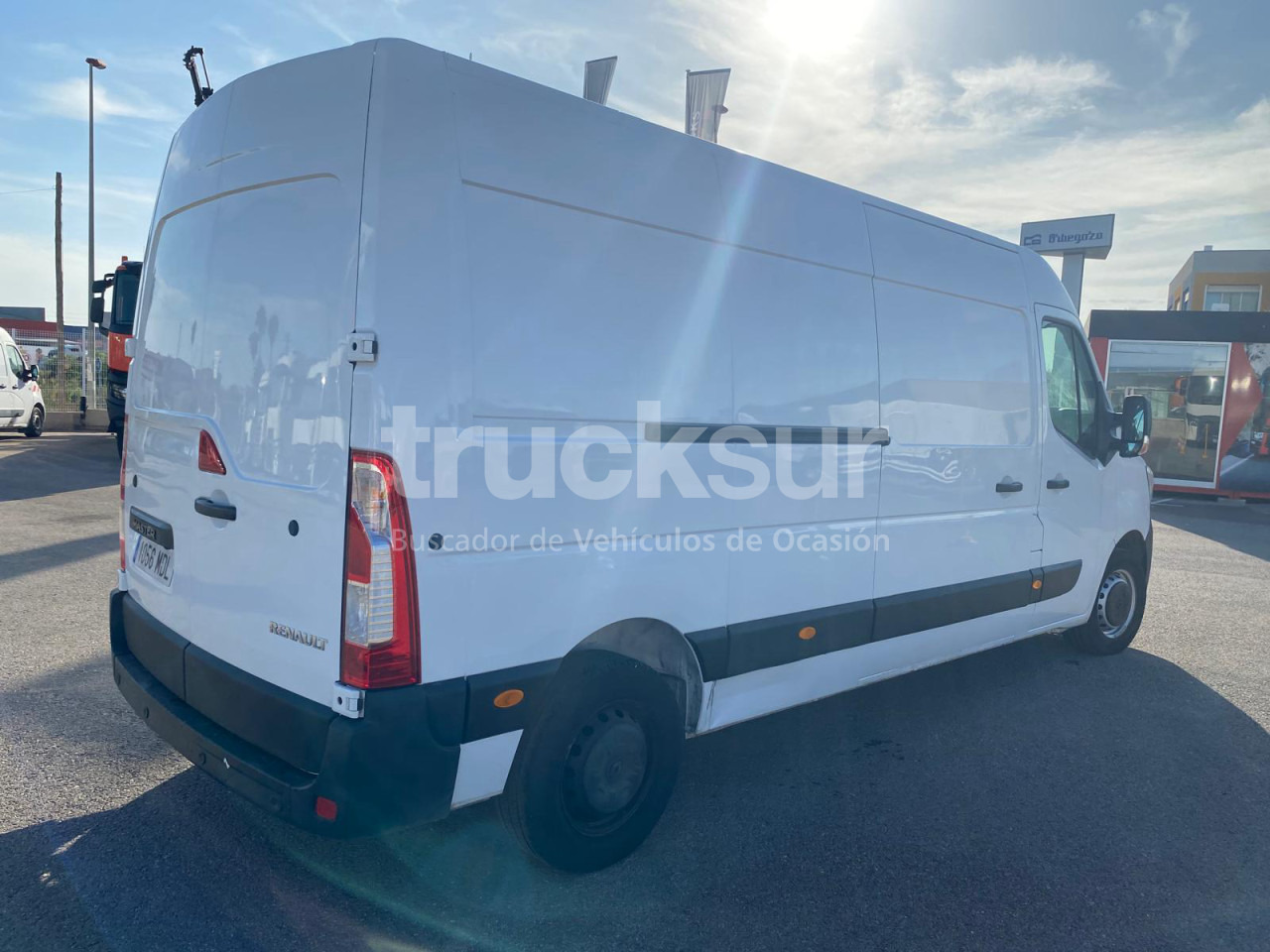 RENAULT MASTER 150.35 - Varebil med skap: bilde 4 RENAULT MASTER 150.35 - Varebil med skap: bilde 4