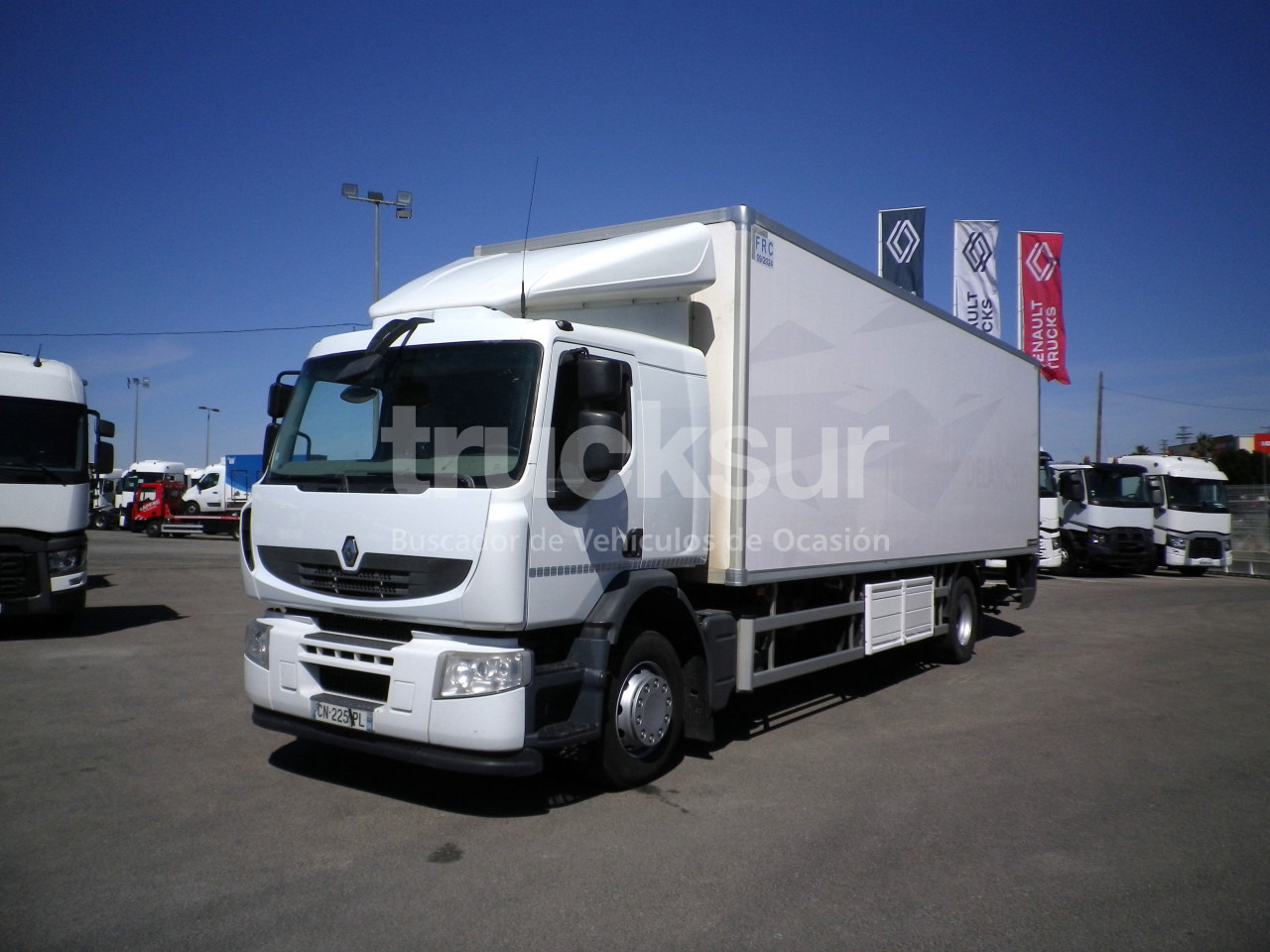 RENAULT PREMIUM 270.18 - Lastebil med kjøl: bilde 1 RENAULT PREMIUM 270.18 - Lastebil med kjøl: bilde 1