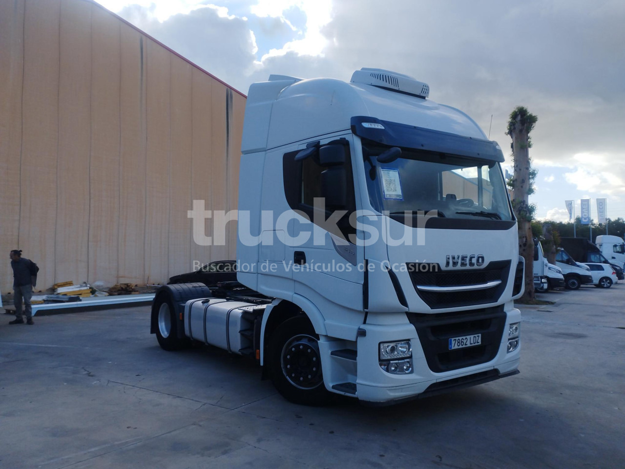 IVECO STRALIS AS440S51T/P HI-WAY - Trekkvogn: bilde 2 IVECO STRALIS AS440S51T/P HI-WAY - Trekkvogn: bilde 2