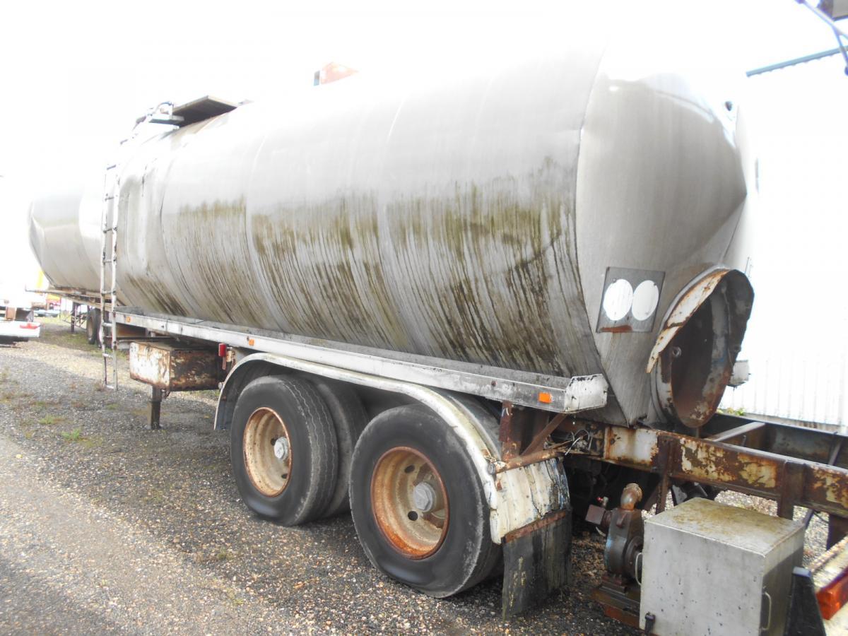 Fruehauf - Tanksemi: bilde 4 Fruehauf - Tanksemi: bilde 4